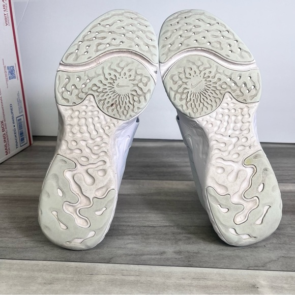 Nike Renew In Season TR12 training shoes Sneakers Womens 7 Workout Running Gym - Picture 6 of 7